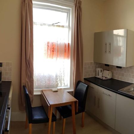 4 Berth Ground Floor Flat Glen Villa 1 เกรทยาร์มัธ ภายนอก รูปภาพ
