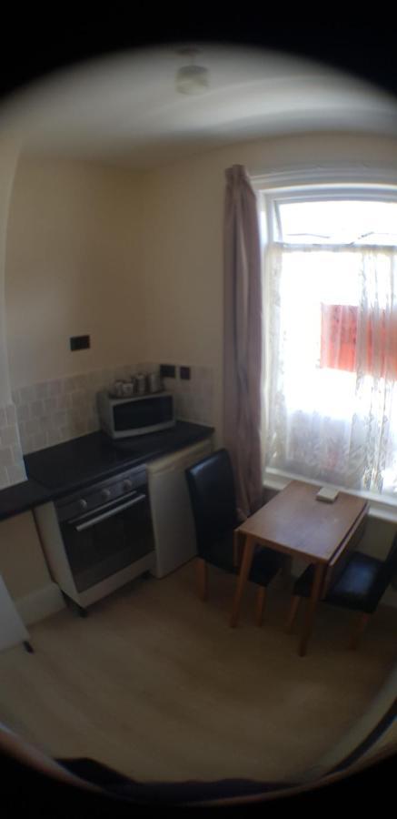 4 Berth Ground Floor Flat Glen Villa 1 เกรทยาร์มัธ ภายนอก รูปภาพ