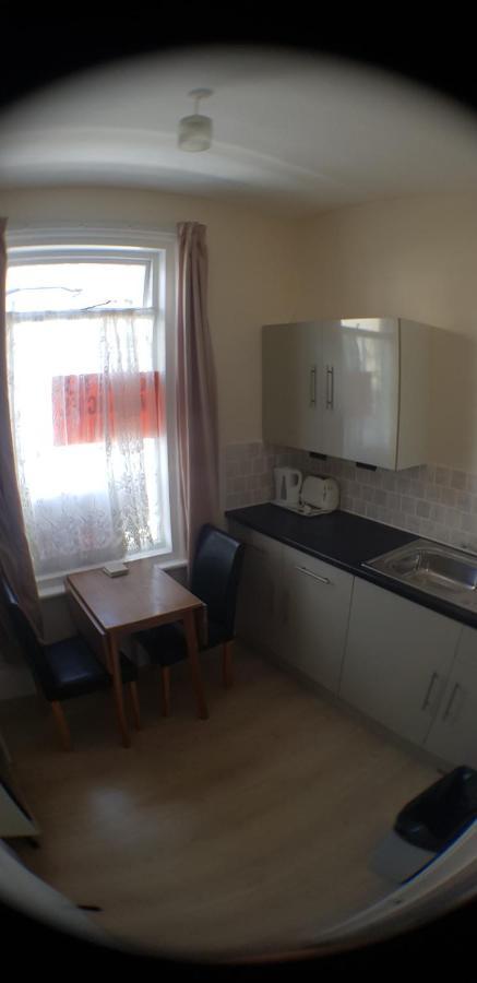 4 Berth Ground Floor Flat Glen Villa 1 เกรทยาร์มัธ ภายนอก รูปภาพ